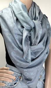 Louis Vuitton monogram shawl in anthracite