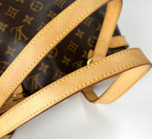 Load image into Gallery viewer, Louis Vuitton batignolles vertical