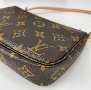 Louis Vuitton pochette accessories in monogram and key ring