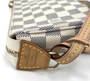 Louis Vuitton pochette accessories in damier azur canvas