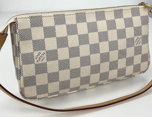 Louis Vuitton pochette accessories in damier azur canvas