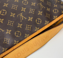 Load image into Gallery viewer, Louis Vuitton delightful MM