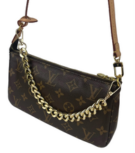 Load image into Gallery viewer, Louis Vuitton pochette accessories in monogram