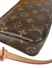 Load image into Gallery viewer, Louis Vuitton pochette accessories in monogram