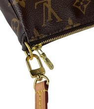 Load image into Gallery viewer, Louis Vuitton pochette accessories in monogram