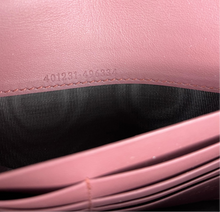 Load image into Gallery viewer, Gucci supreme  dionysus blooms wallet on chain