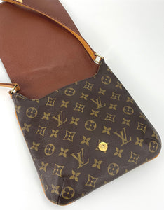 Louis Vuitton musette salsa in monogram