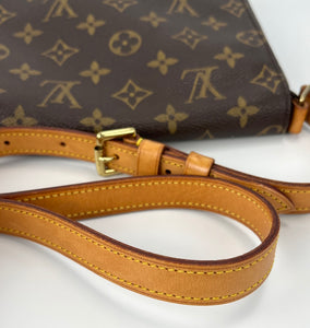 Louis Vuitton musette salsa in monogram