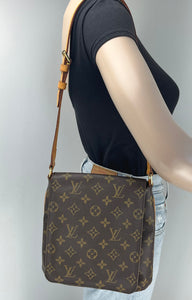 Louis Vuitton musette salsa in monogram