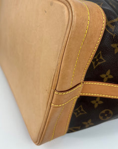 Louis Vuitton noe GM in monogram