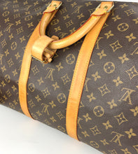 Load image into Gallery viewer, Louis Vuitton keepall bandouliere 55 in monogram