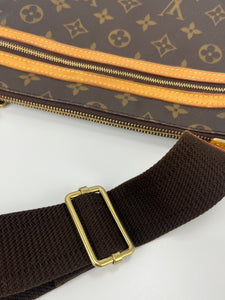 Louis Vuitton pochette bosphore monogram