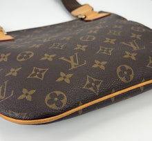 Load image into Gallery viewer, Louis Vuitton pochette bosphore monogram