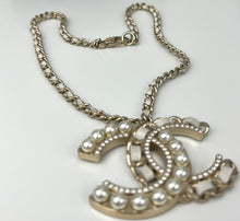 Load image into Gallery viewer, Chanel CC large necklace