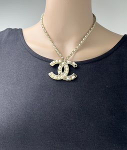 Chanel CC large necklace