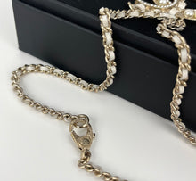 Load image into Gallery viewer, Chanel CC large necklace