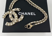 Load image into Gallery viewer, Chanel CC large necklace