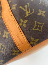 Load image into Gallery viewer, Louis Vuitton petit noé in monogram canvas