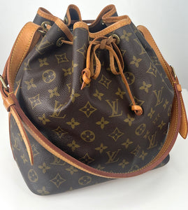 Louis Vuitton petit noé in monogram canvas