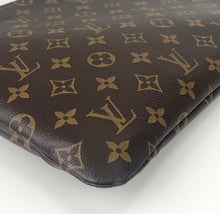 Load image into Gallery viewer, Louis Vuitton Etui Voyage MM