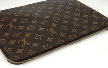 Load image into Gallery viewer, Louis Vuitton Etui Voyage MM