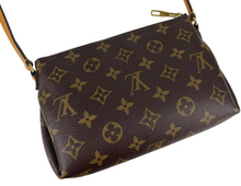 Load image into Gallery viewer, Louis Vuitton Pallas clutch shoulder bag