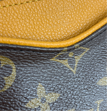 Load image into Gallery viewer, Louis Vuitton Pallas clutch shoulder bag