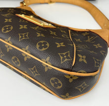 Load image into Gallery viewer, Louis Vuitton Thames pm in monogram