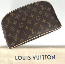 Load image into Gallery viewer, Louis Vuitton toiletry 25 in monogram canvas