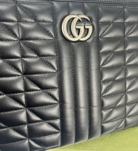 Gucci GG marmont quilted pouch black / silver