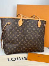 Load image into Gallery viewer, Louis Vuitton neverfull GM in monogram