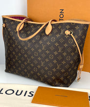 Load image into Gallery viewer, Louis Vuitton neverfull GM in monogram