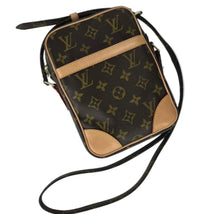 Load image into Gallery viewer, Louis Vuitton sac Danube in monogram