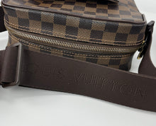 Load image into Gallery viewer, Louis Vuitton Olav PM in damier