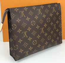 Load image into Gallery viewer, Louis Vuitton toiletry 26 with insert