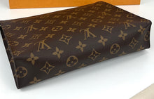 Load image into Gallery viewer, Louis Vuitton toiletry 26 with insert