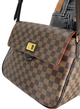Load image into Gallery viewer, Louis Vuitton besace rosebery in damier ebene