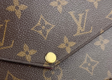Load image into Gallery viewer, Louis Vuitton pochette felicie in monogram canvas