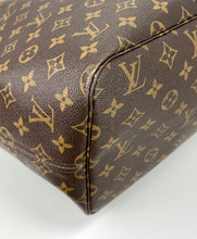 Load image into Gallery viewer, Louis Vuitton neverfull GM in monogram