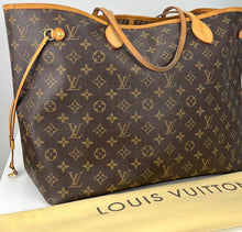 Load image into Gallery viewer, Louis Vuitton neverfull GM in monogram