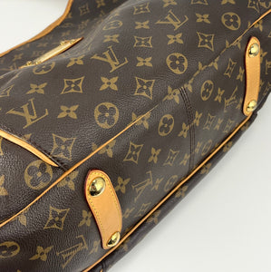 Louis Vuitton galliera GM in monogram