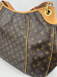 Louis Vuitton galliera GM in monogram