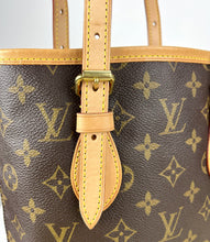 Load image into Gallery viewer, Louis Vuitton petit bucket bag in monogram