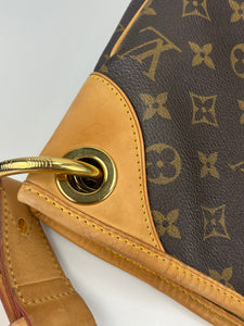 Louis Vuitton galliera GM in monogram