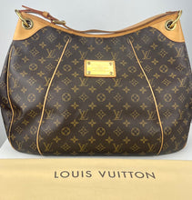 Load image into Gallery viewer, Louis Vuitton galliera GM in monogram