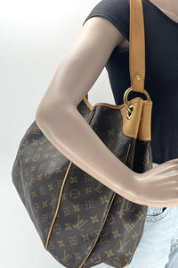 Louis Vuitton galliera GM in monogram