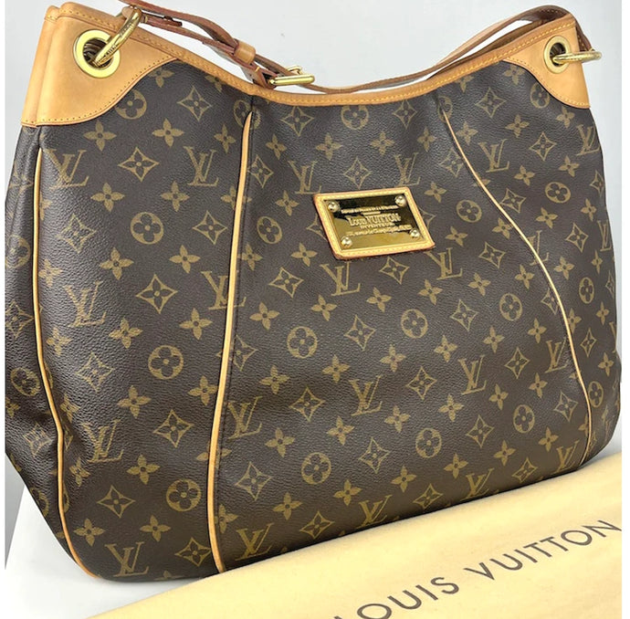 Louis Vuitton galliera GM in monogram