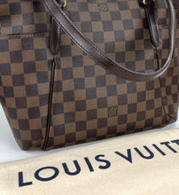 Load image into Gallery viewer, Louis Vuitton totally pm damier