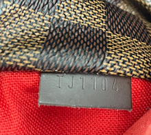 Load image into Gallery viewer, Louis Vuitton totally pm damier