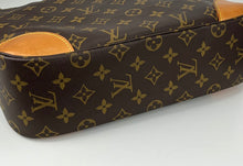 Load image into Gallery viewer, Louis Vuitton Boulogne 30